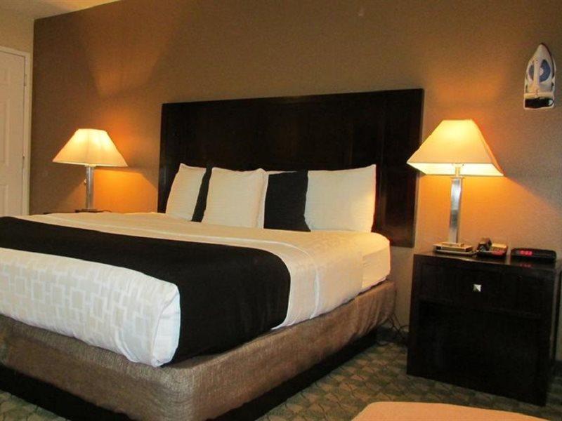 Fairbridge Inn & Suites Leavenworth Bagian luar foto