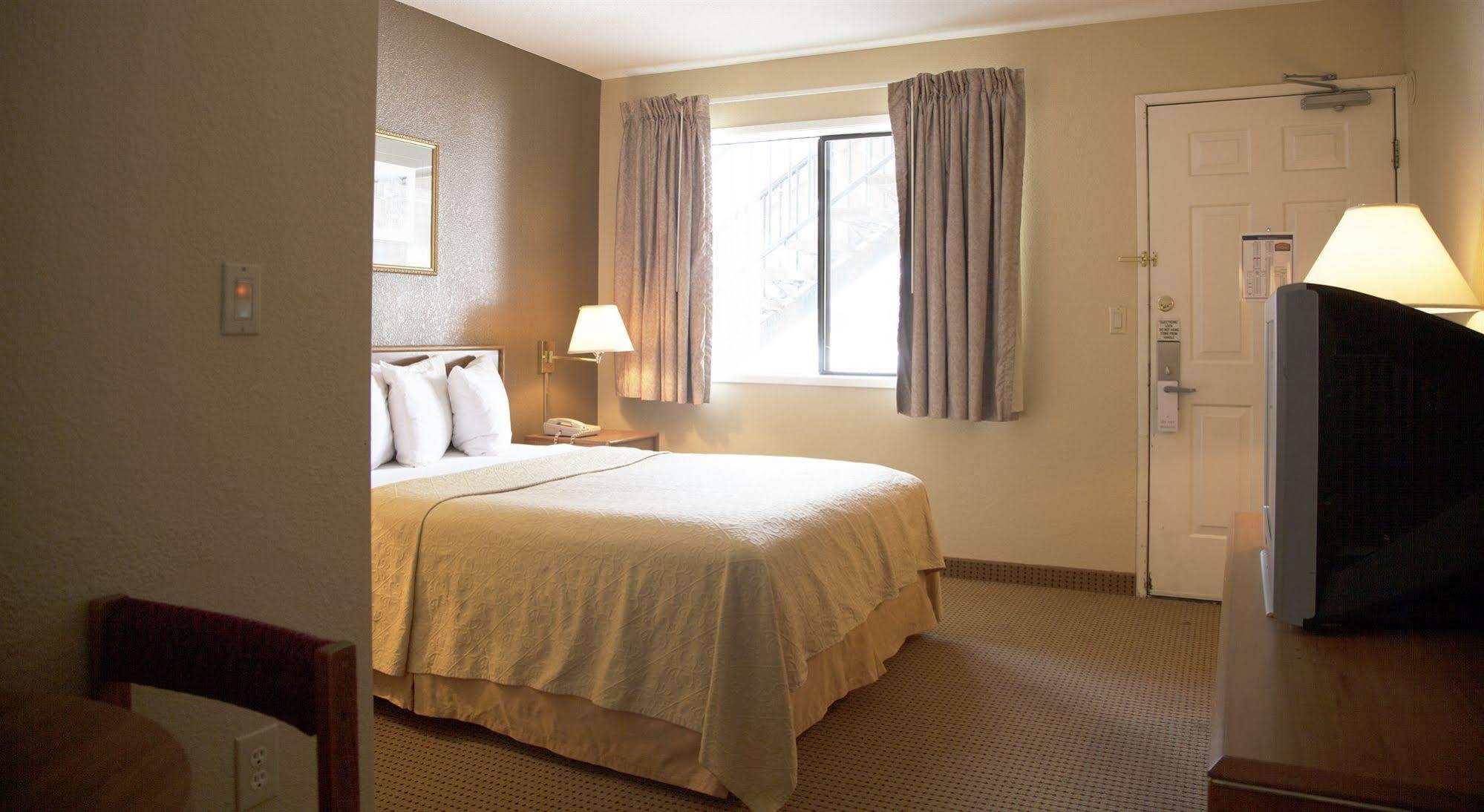 Fairbridge Inn & Suites Leavenworth Bagian luar foto
