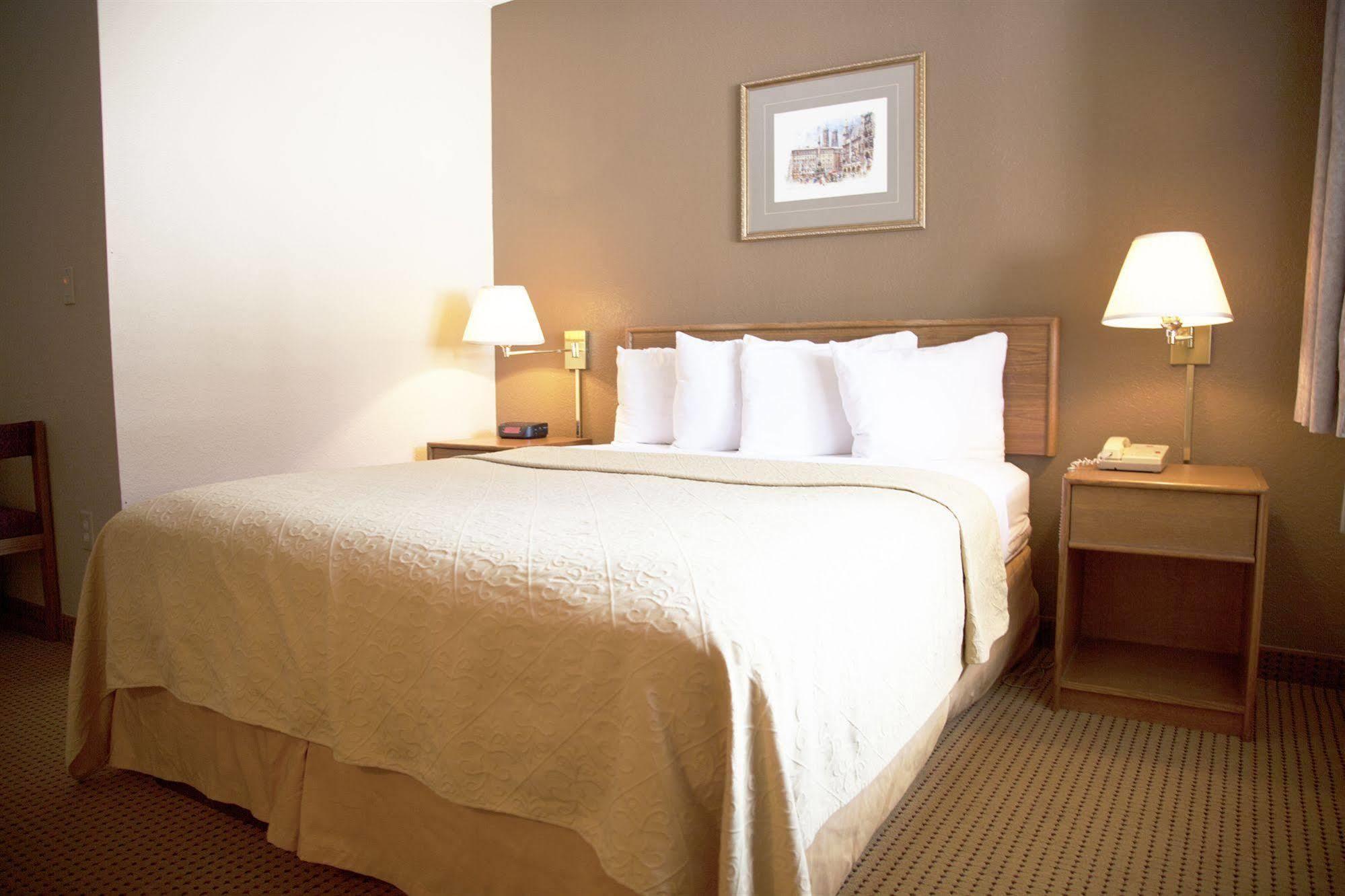 Fairbridge Inn & Suites Leavenworth Bagian luar foto